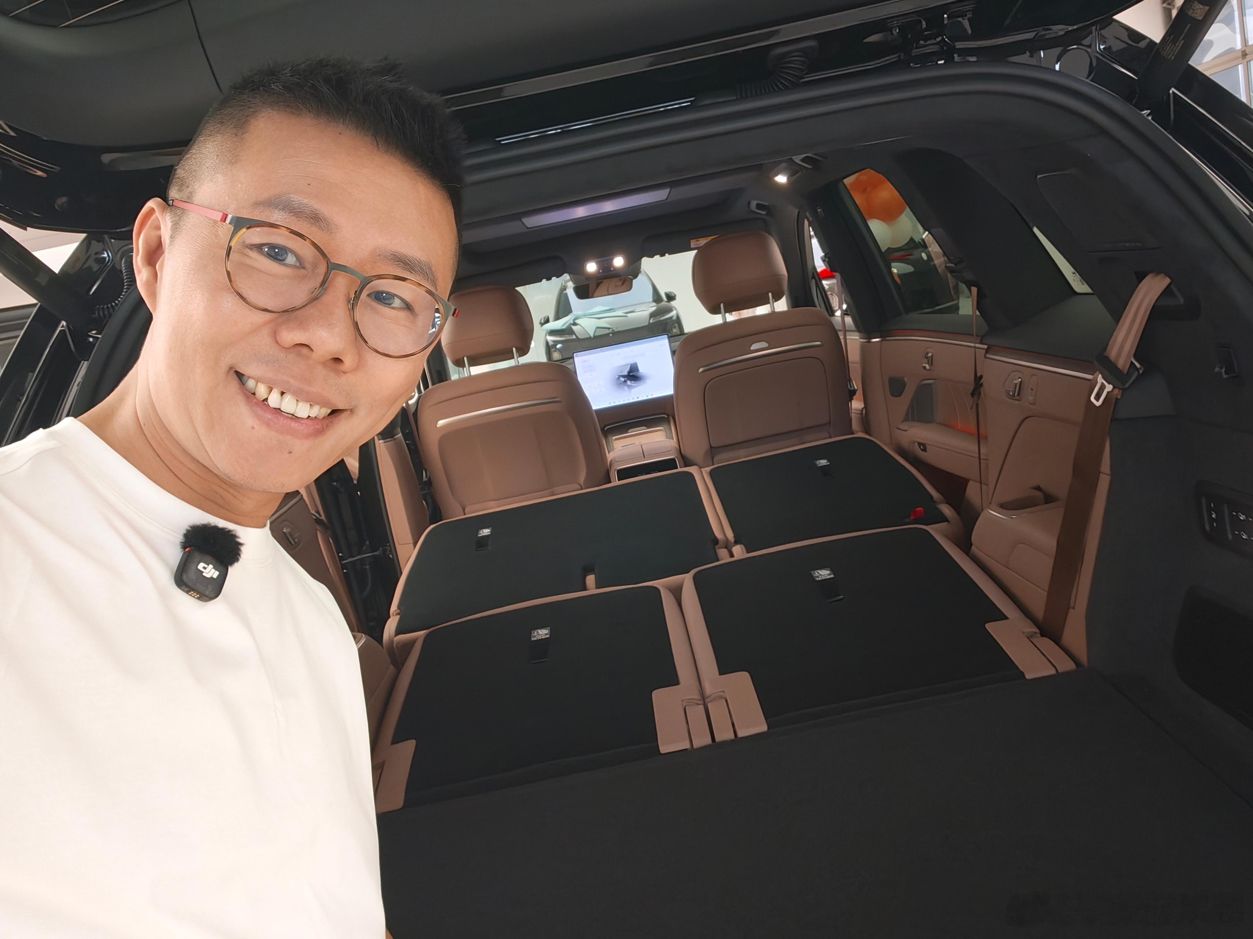 分享一下今天提的新车