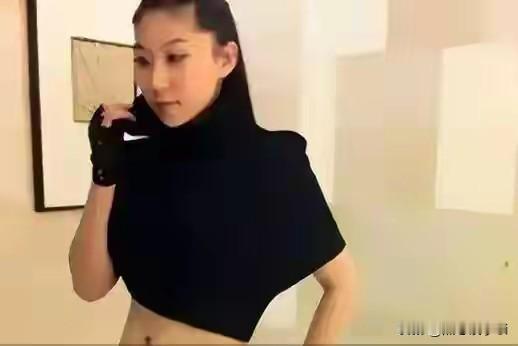 Coco是谢贤的前女友，她说，我很爱我的男朋友，他觉得，宝宝，你迷茫的时候，你应