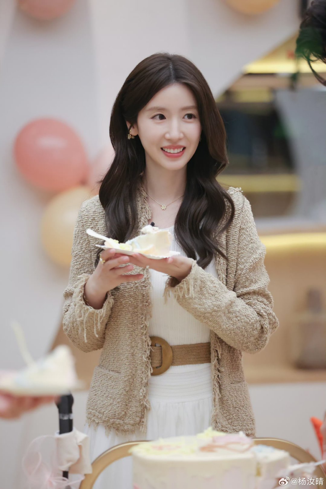 杨汝晴在节目里立遗嘱又清醒又有安全感的女生太戳人了💛杨汝晴在初入职场金融季