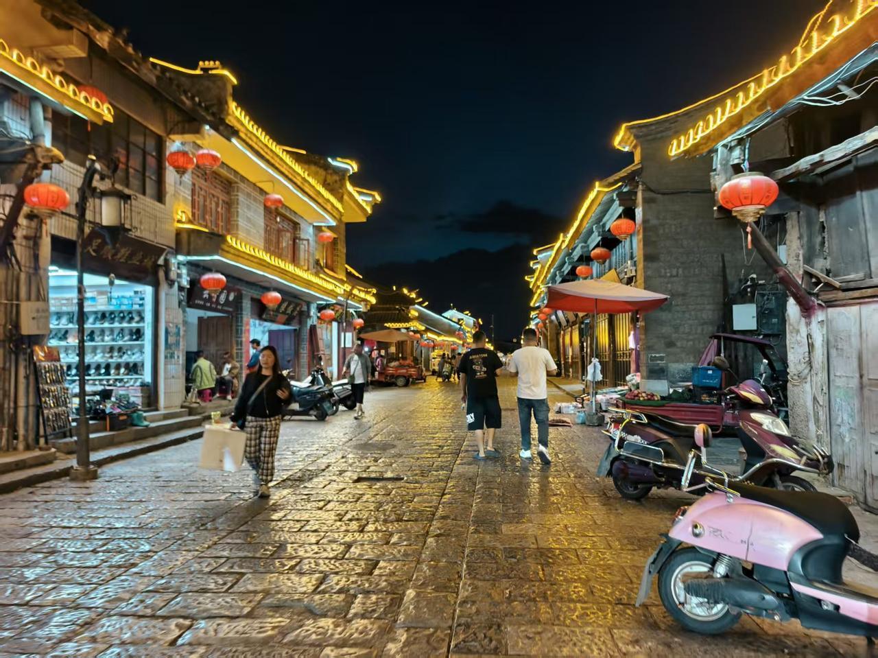 会泽应该是云南旅游的冷门城市，这是云南八大国家历史文化名城之一，会泽古城一直保持