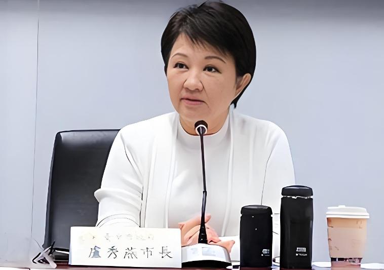 国民党众望所归的卢秀燕父亲是何许人也？你绝对想不到！这次国民党要选新党魁，整