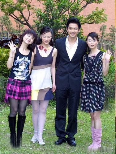 再看这版《四大名捕》这张老照片真是让人感慨啊！四位主演，四种截然不同的人生轨迹