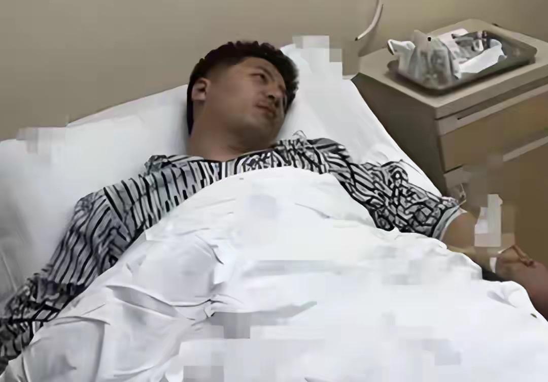 张雪峰为什么英年早逝？就一句话，他不松驰，把自己绷得太紧了。大家所说的吃