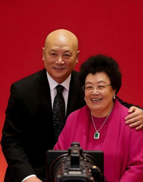 “一开始，我不想娶陈丽华。”迟重瑞表示：“实际上，我曾多次拒绝过她，然而，198