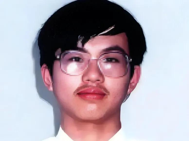 2000年，理科状元张来玉，在南京大学跟同学借了10元钱，离开食堂后不见了26年