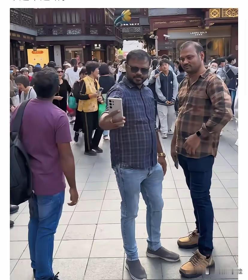 我发现深圳外籍留学生签证有一个非常明显的变化，就是审核变得特别细致。公司信息要反