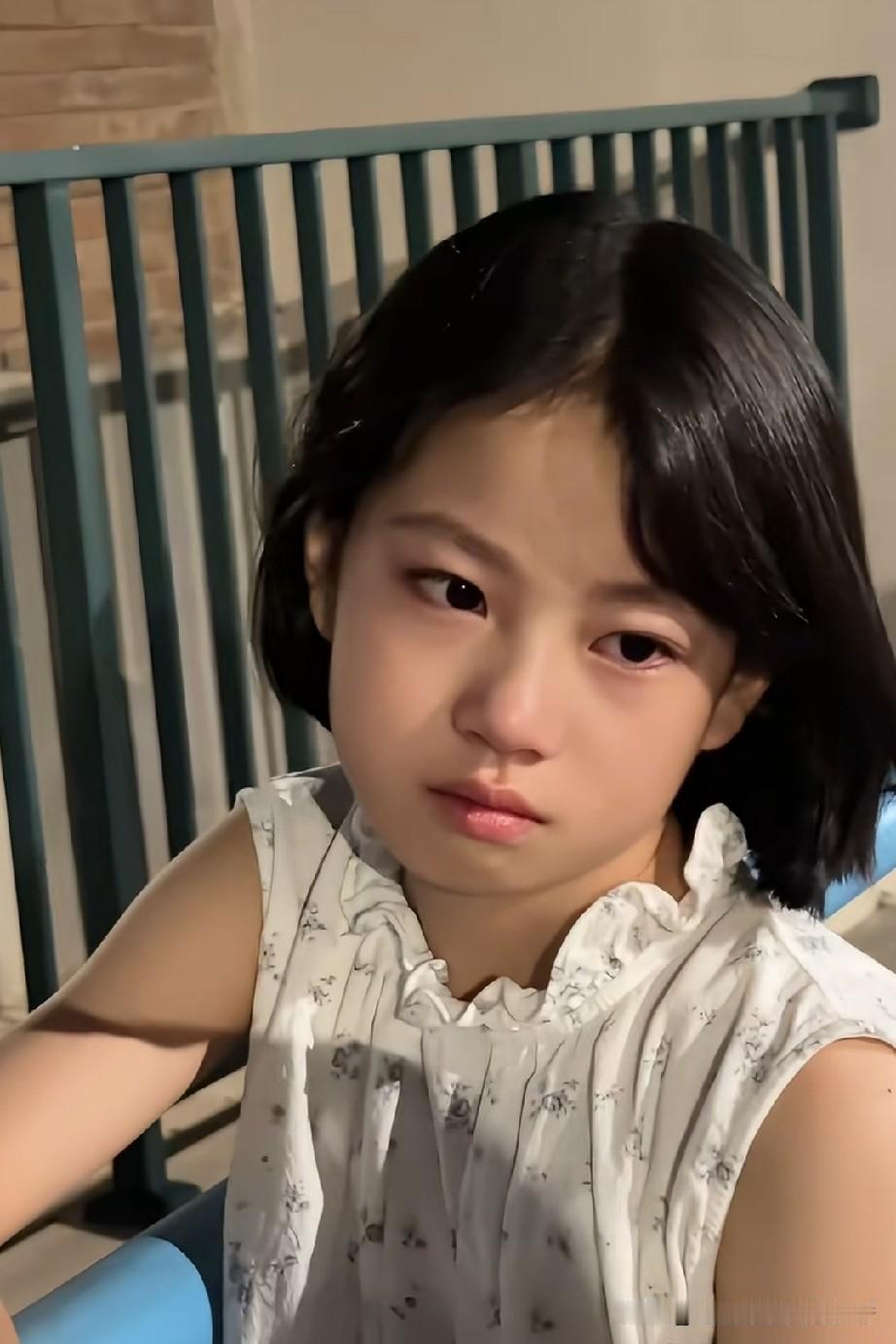 在巜主角》里，大家不要忽视小来弟(王少熙饰)的演技，她虽然没有学过表演，但悟性很