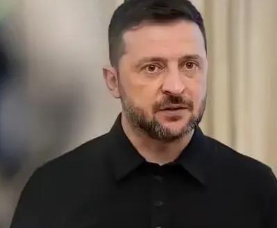 泽连斯基自以为聪明，却在一次次的“表演”中逐渐失去了国际社会的信任。泽连斯基挑衅