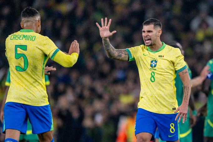 BenJacobs卡塞米罗确实向曼联推荐吉马良斯如果曼联签下吉马良斯，像托纳利