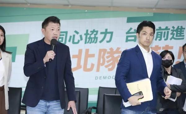 蒋万安拜会民进党团遭羞辱　绿议员拒绝“握手”台北市长蒋万安今（29日）中午前