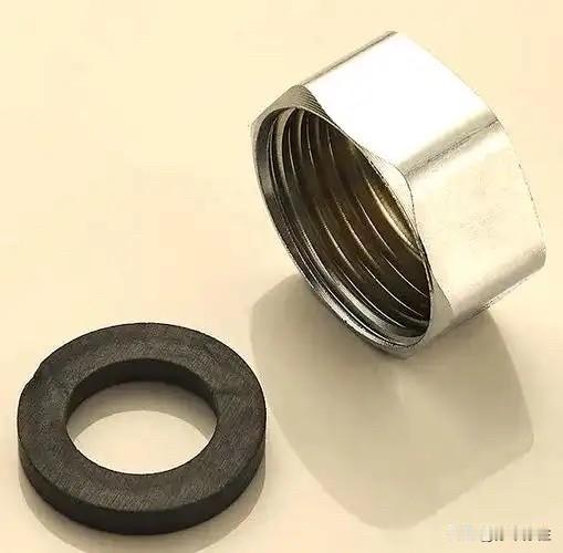 悔之晚矣！刘女士懊恼得不行了——短短几个小时，损失上万块，而这一切的起因，竟只是