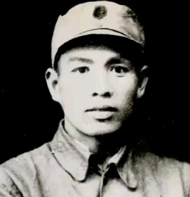 1953年抗美援朝战争尾声阶段，金城战役的准备会上，时任志愿军二十兵团司令员杨勇