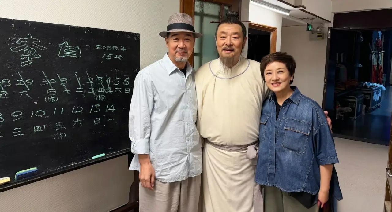 真的被这群老牌演员的格局狠狠打动了！9月6日深夜，71岁的张国立罕见真情发文，没