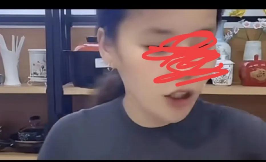 熊三蛋被封在哪个环节，值得注意，她还不服呢这两天三蛋被封的动态，真是大快人心啊