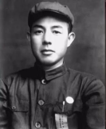 1957年一天，开国上将苏振华从基层调研回家，与妻子孟玮因小事吵了几句，谁知孟玮