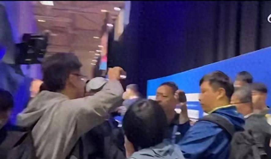 世大运事件，国民党不装了，郭正亮：大陆做过头了，大陆回击亮了