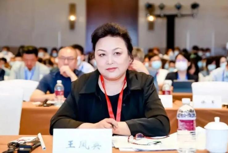 我真的要被这个女人圈粉了！2026年5月底，小鹏推出SUV系列首款小鹏GX。