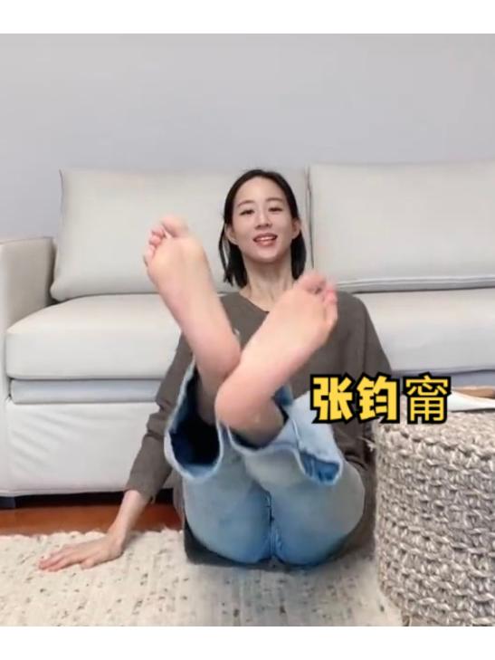 张钧甯。大长腿美女