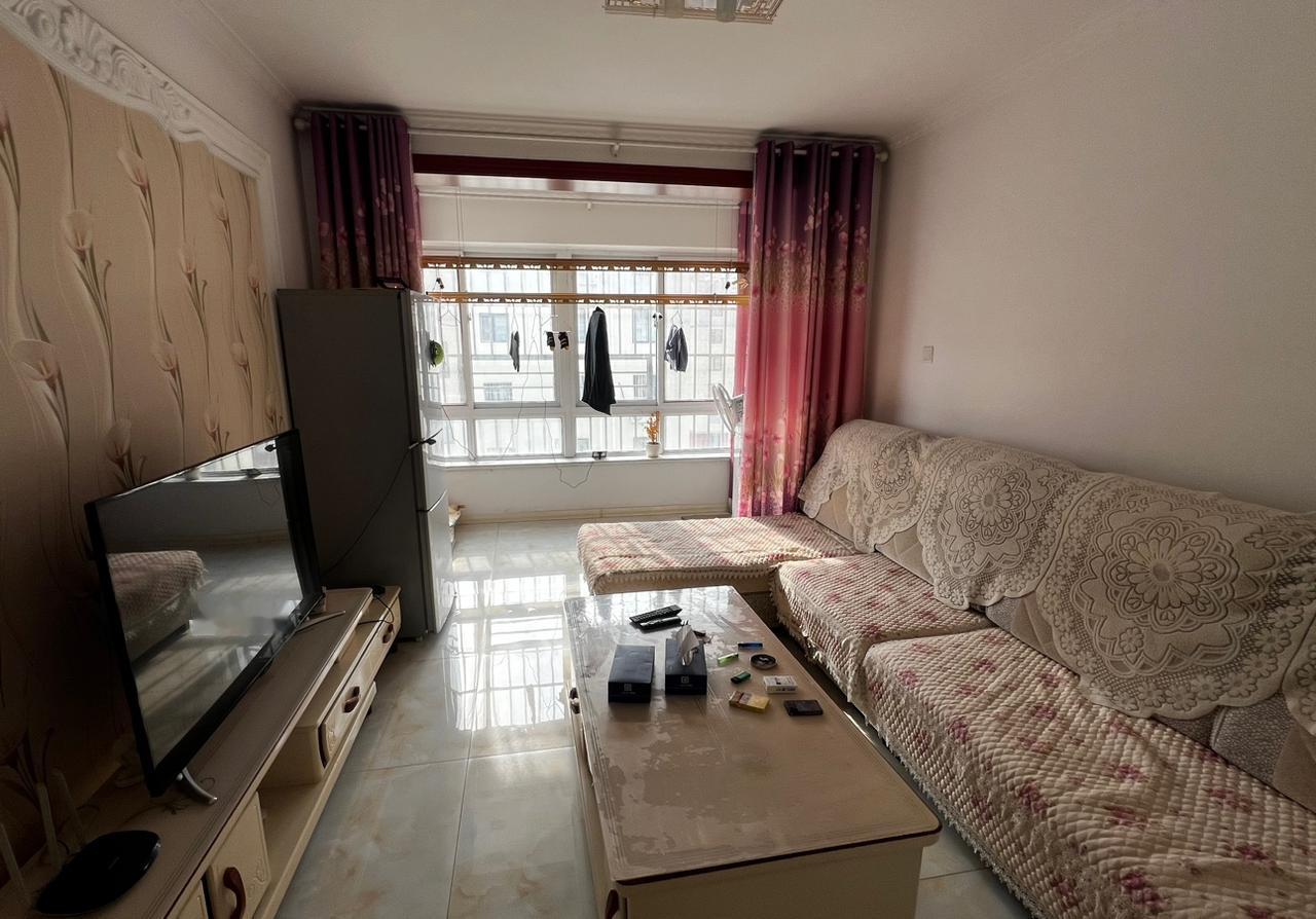 愁死我了，当年花了80多万在青岛买的房子，现在就值20多万了，光装修就花了12万