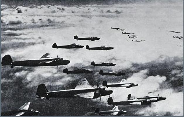 1937年，22岁团长陈锡联用手榴弹炸毁24架日机，战报震动全国，他却说：我宁可