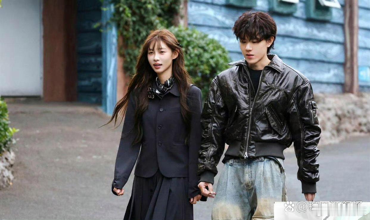 网红痞幼人设崩塌，和九天分道扬镳，还搞剧本炒作，你说这恋综里所谓的“真爱”，咋老