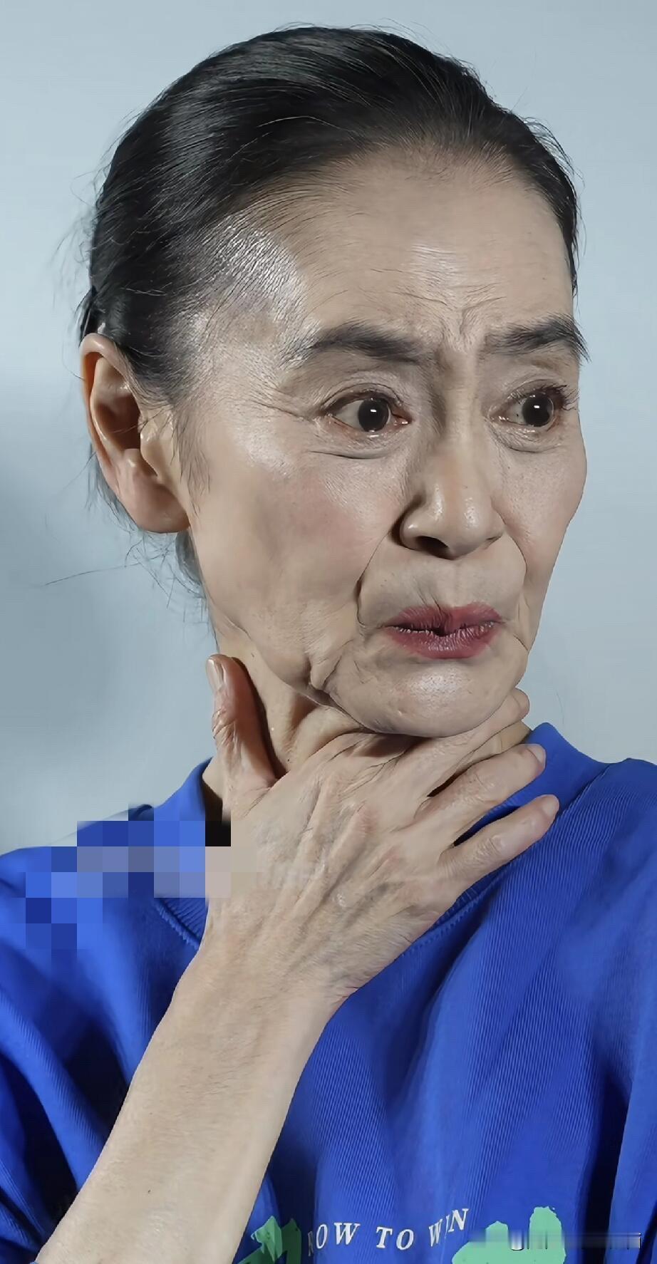 岁月不饶人，当年她是琼瑶剧里最美艳好看的一个女明星，现在老了就跟普通的老奶奶一样