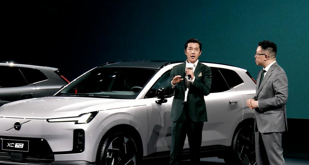 沃尔沃全新XC70正式上市，四款车型配置，到底哪款最适合你？9月26日，沃尔沃