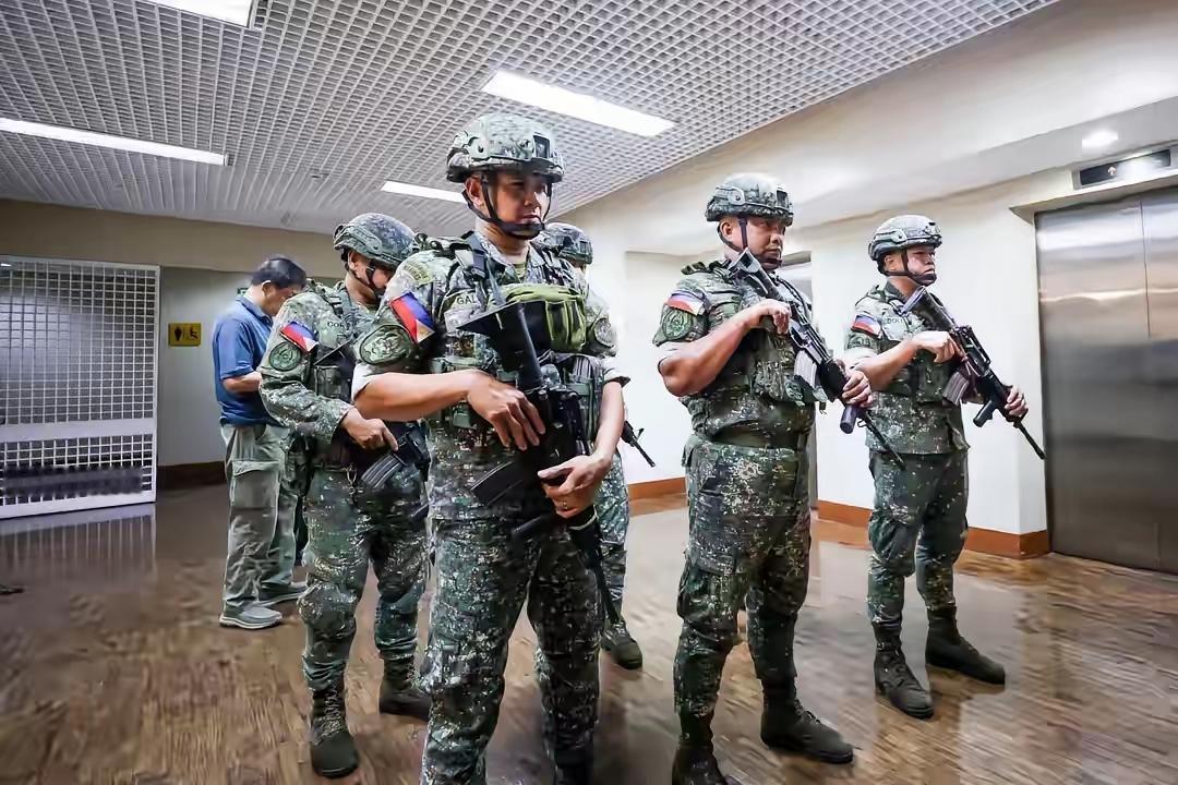 ​随着海牙军事法庭对杜莎尔特的判决，反人类罪成立之后，整个菲律宾开始对杜特尔特的