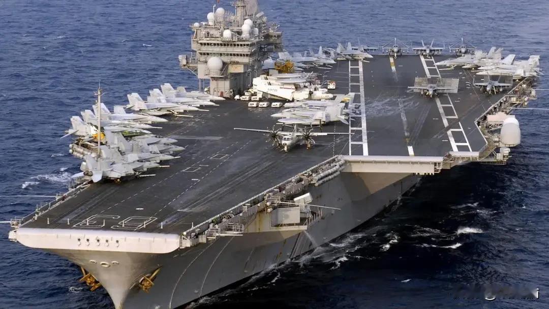 福建舰单日弹射250架次，真个超过美国航母咧？央视官宣咧，福建舰服役后，单日