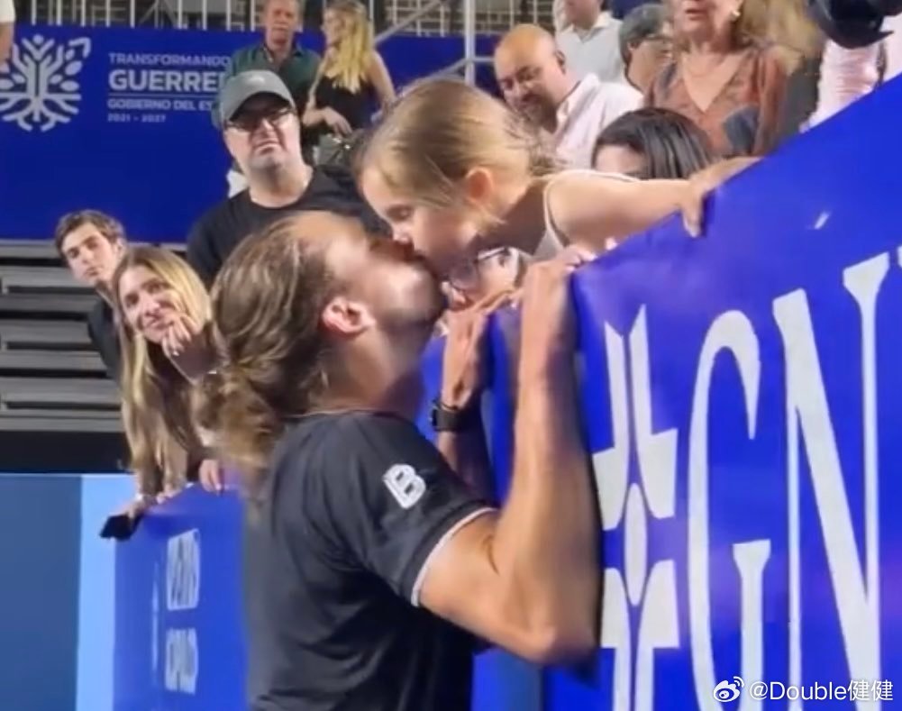 外网说这是兹维列夫的女儿？体育拜大年