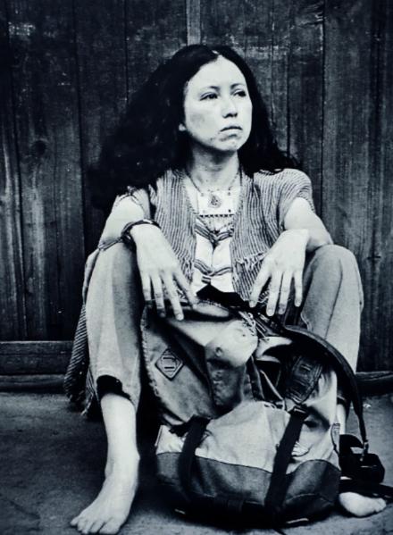 1991年，48岁的三毛因子宫内膜肥厚，住进了台湾荣民总医院。手术的第二天，在医