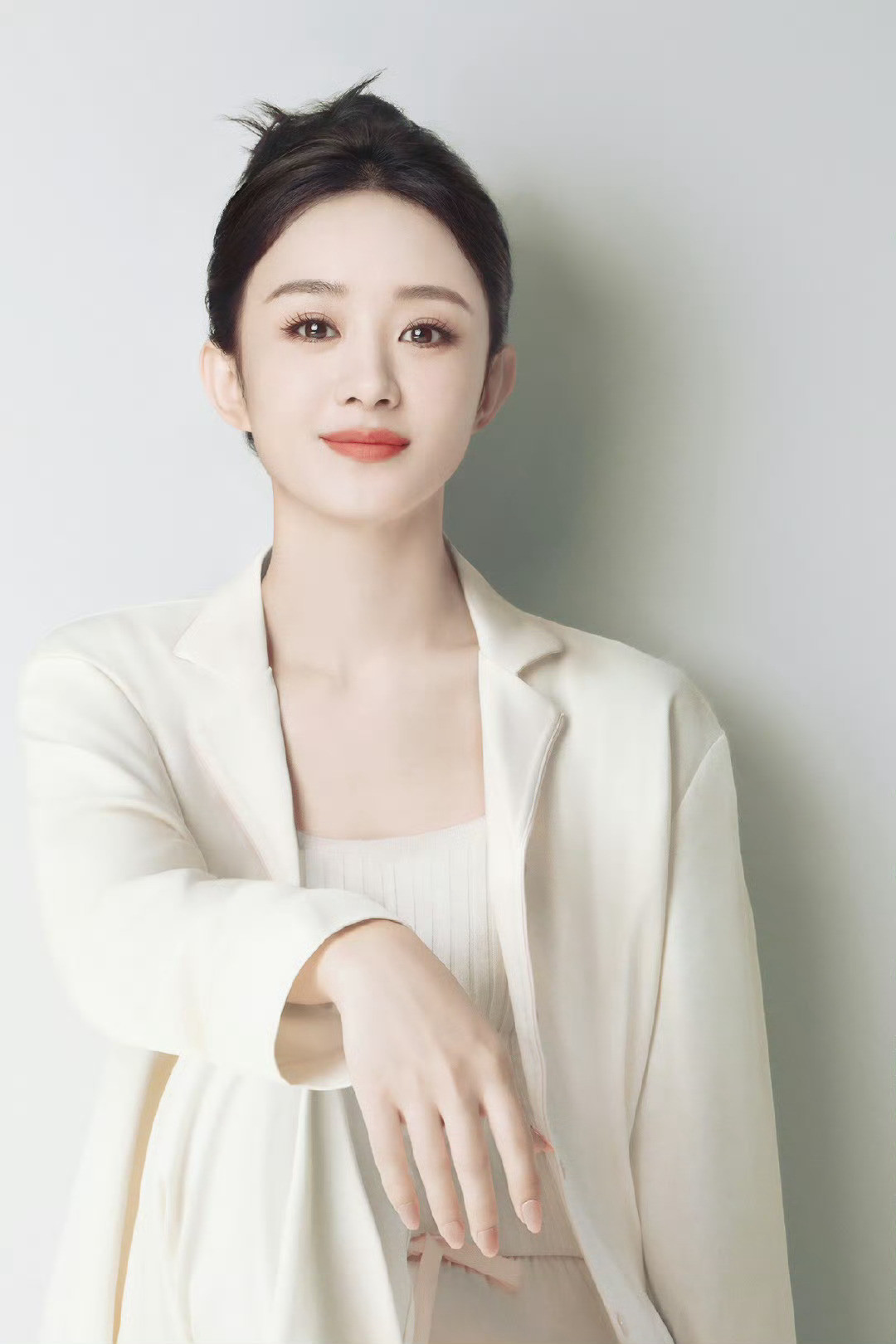 居家女友温柔美丽