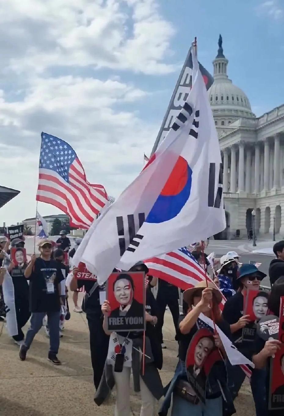 为了舔而舔！这样的场面让人哭笑不得数小时前，发生在美国的一幕，让白宫很满意，让