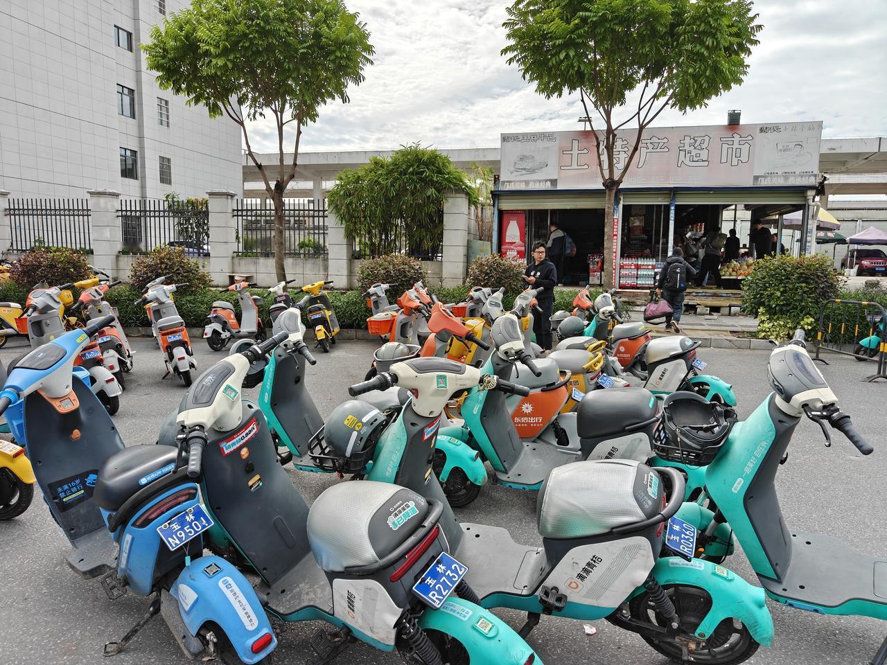 玉林的共享电动车真是太方便了玉柴，妇孺皆知，作为广西人我们从小就听过广西玉柴机