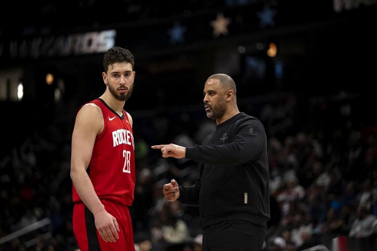 火箭队的伊森，快要把管理层最后那点儿耐心败光了。刚结束的季后赛G1打湖人，要是