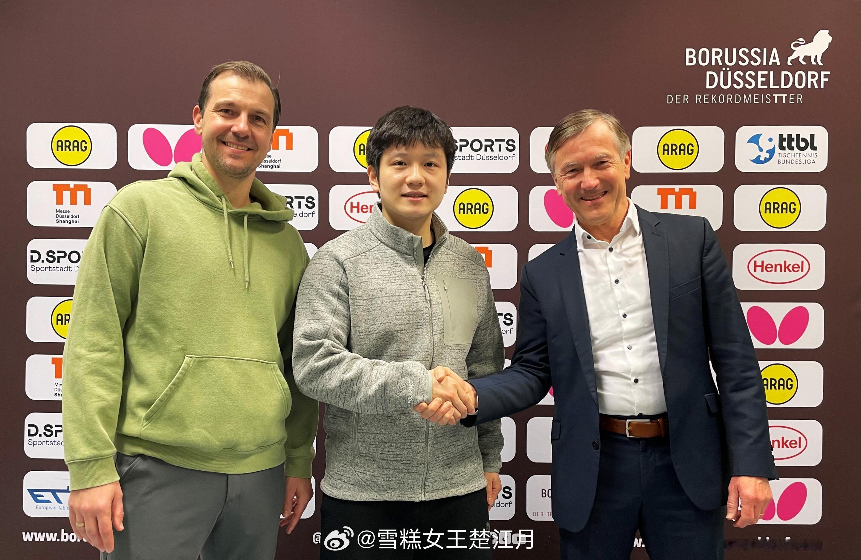 目光放远一点来看，樊振东这样的天才如今在德国杜塞尔多夫普鲁士俱乐部打球也打得很开