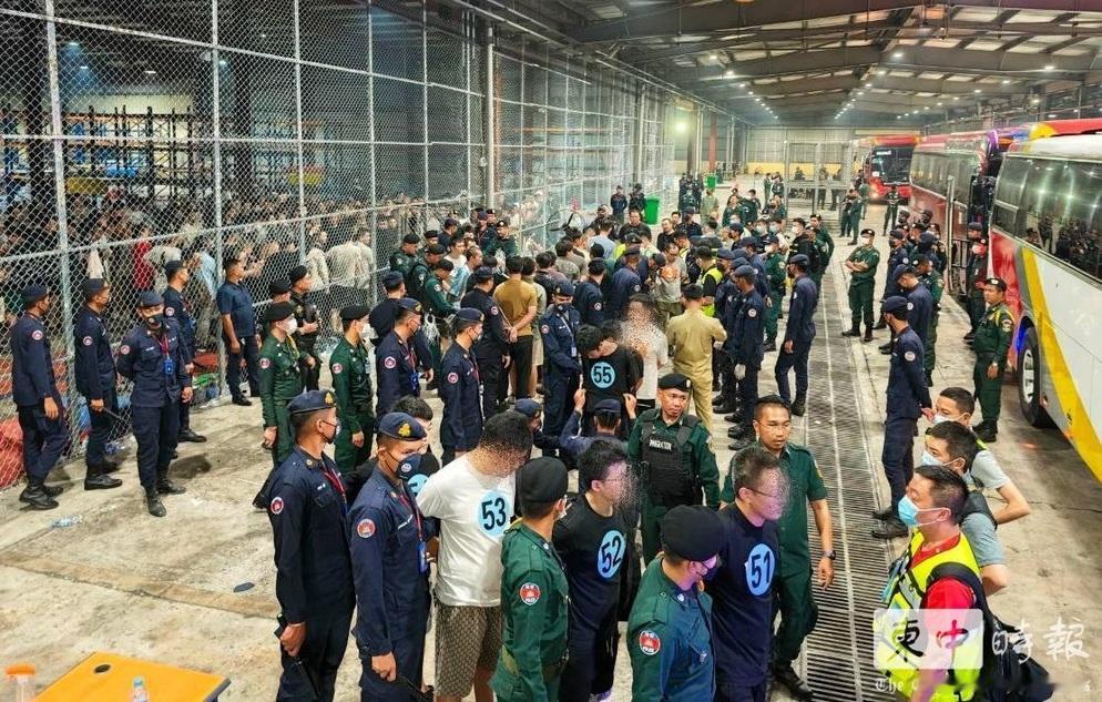 据柬中时报报道：柬埔寨移民总局昨晚（2月8日）再度遣返312名涉嫌在柬埔寨从事电