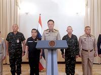 泰柬冲突急剧升级：战机重炮齐发，平民仓皇逃亡，百年争端何去何从？---泰柬