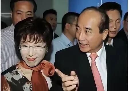 王金平与张亚中切割，邱毅恐怕又要壮志难酬了！昨天邱毅力挺张亚中参选今年9月改选