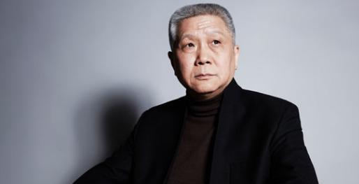 杨澜问马未都：“你以后会把博物馆上交给国家吗？”马未都表示：绝对不会上交给国家，