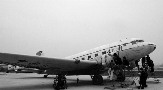 1956年6月，毛主席乘坐8205号专机从武汉回京，飞临河北上空时，专机突然失去