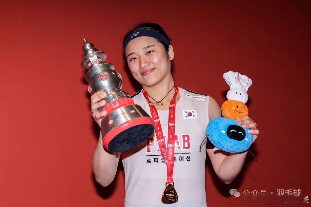 韩国女团真是太强了，轻松打卡早早下班，3-0横扫大马女团首场单打，蕾莎娜0