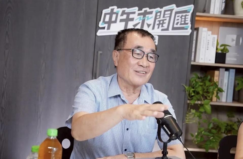 郑丽文刚喊完“双北留蓝天”，李四川就松口参选新北！这波配合太默契，哪是巧合，分明