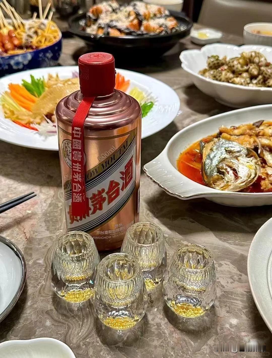 知道为何“杭州酒局案”热度经久不散吗？因为此事反映出全国所有家庭共有的痛点。