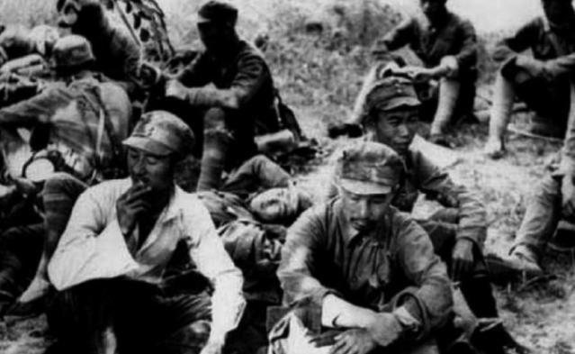 1939年386旅副旅长许世友和政委王新亭打架，旅长陈赓上报师长刘伯承，刘帅直接