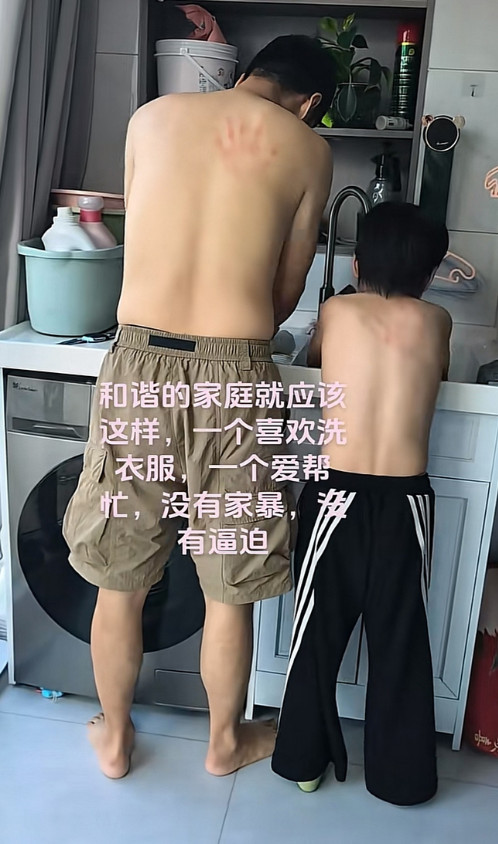有这样爱做家务的父子俩，真好！