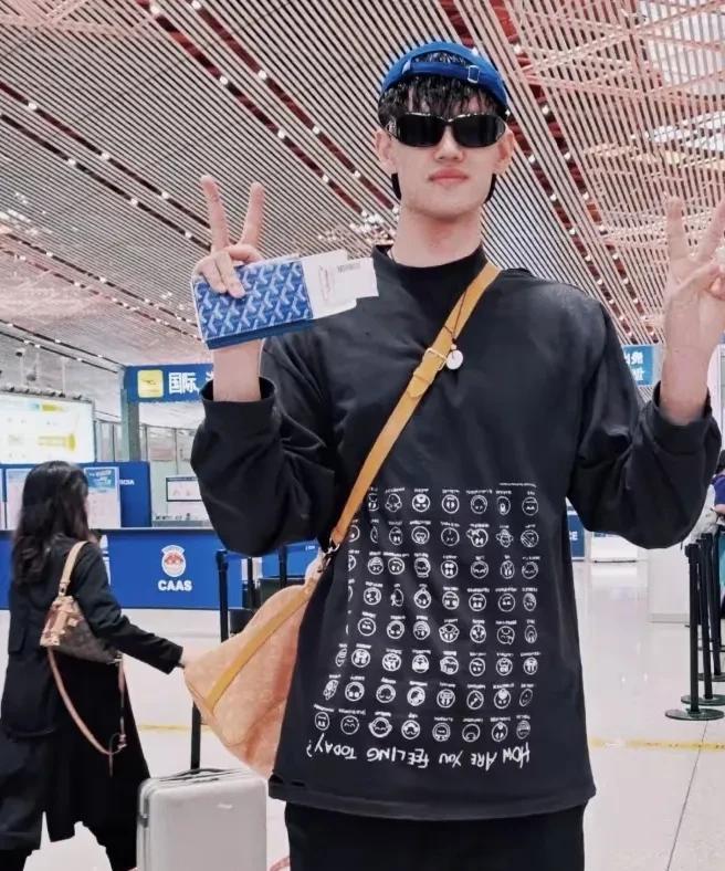 曾凡博离开国家队，前往德国！中国男篮集训已经开始，而同样入选国家队的杨瀚森和曾