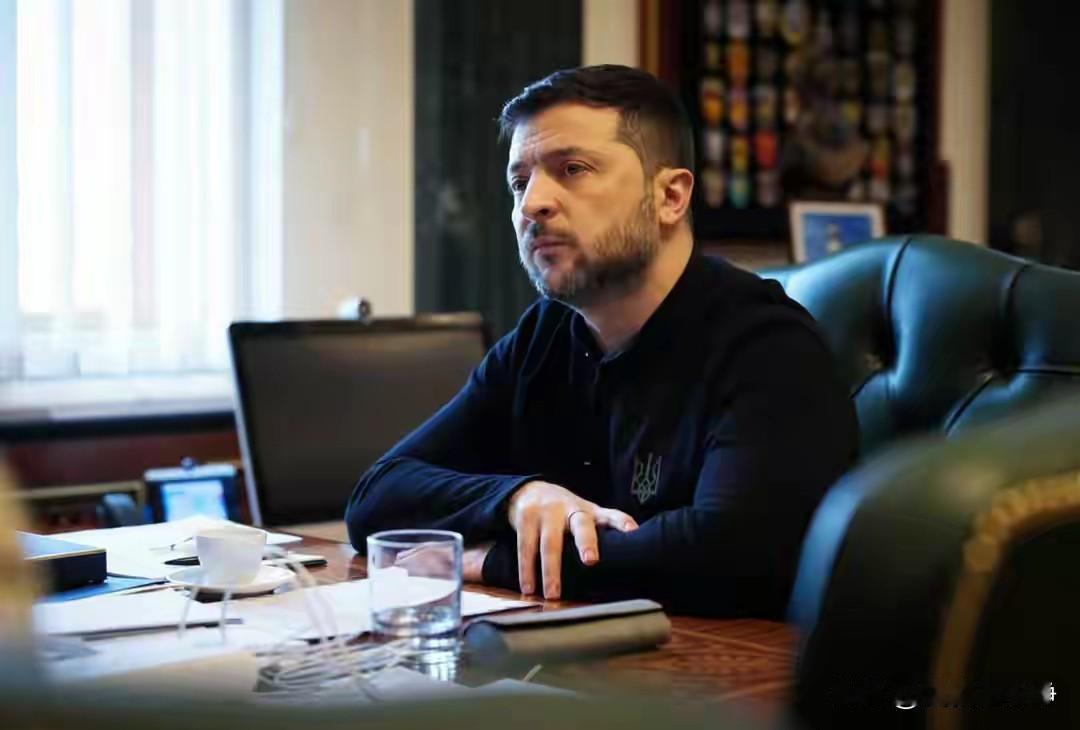 乌克兰前总司令扎卢日内曾经说过一句大实话。他说为什么战争不能轻易的停止呢？因