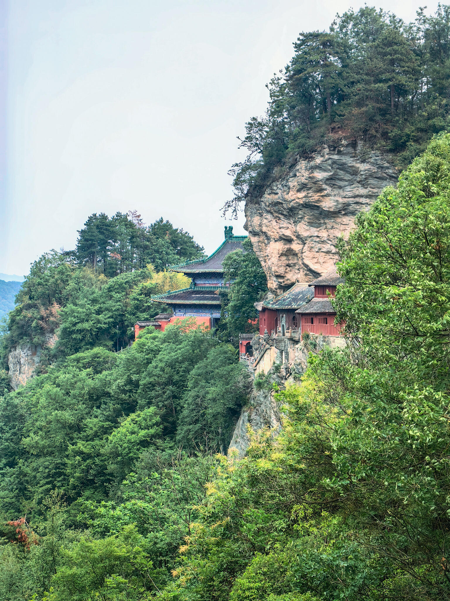 武当山古建筑群——红墙黛瓦间，藏着明朝六百年的秘密!问道武当​​​