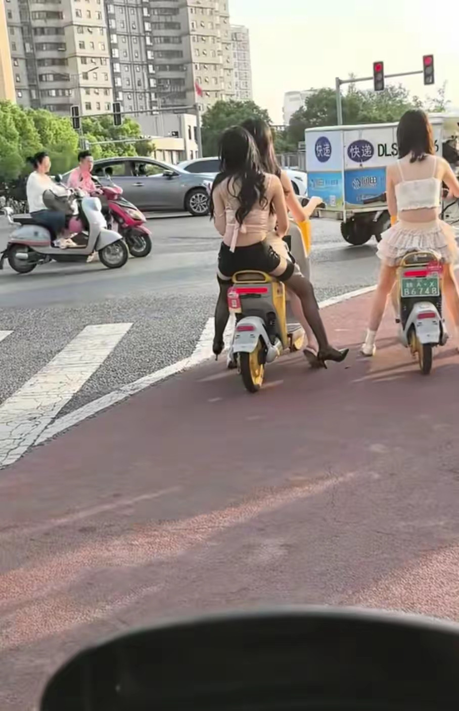 总要来一次香港吧